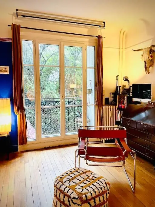 Petit Montmartre Dans Le 20e A Апартаменты *